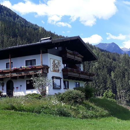 Appartement Wildkogelblick Neukirchen am Großvenediger Eksteriør billede